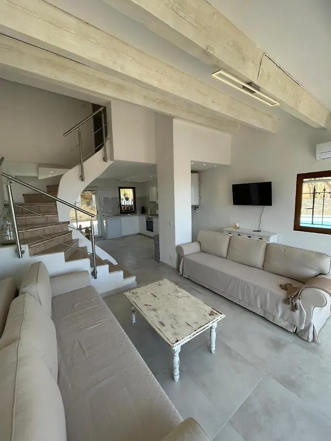 קבלייר-סור-מר Mountain Beach Villa With Panorama View & Private Pool & Sun Terrasse 0*,  צרפת