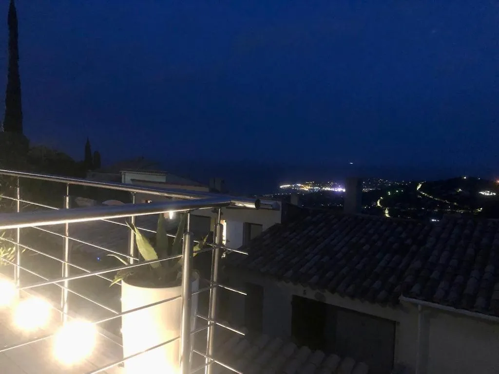 كافالير سور مير Mountain Beach Villa With Panorama View & Private Pool & Sun Terrasse  كافالير سور مير